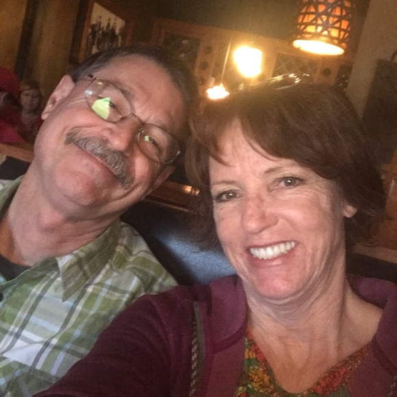 Meet your Posher, Bobbi - Picture 2 of 2